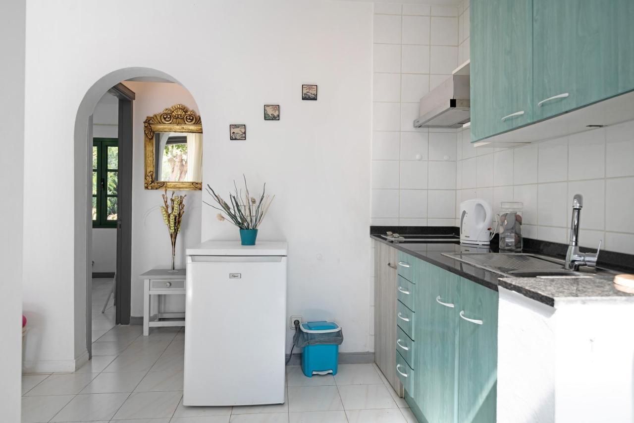 Jardin Del Sol 2 Apartment Плая Бланка Екстериор снимка
