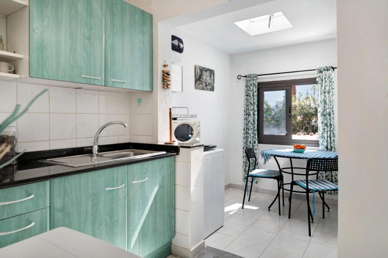 Jardin Del Sol 2 Apartment Плая Бланка Екстериор снимка